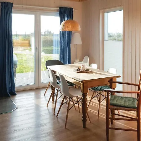 2 Bedroom Gorgeous In Ostseeresort Сasa de vacaciones *