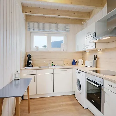 Сasa de vacaciones 2 Bedroom Gorgeous In Ostseeresort
