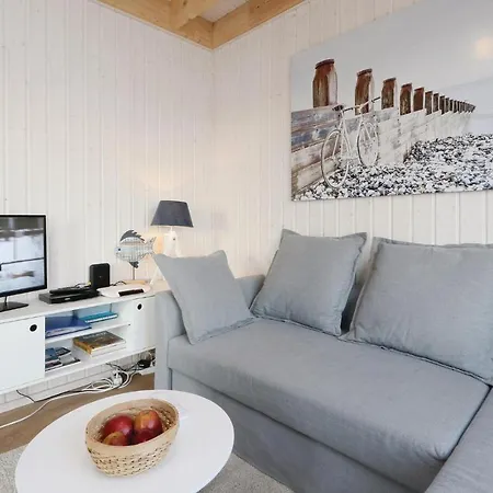 2 Bedroom Gorgeous In Ostseeresort * Ольпениц